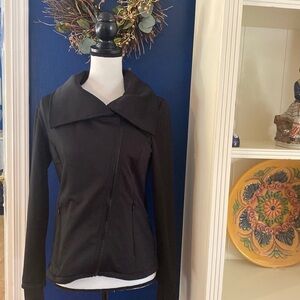 NWOT Women’s Head Black Polyester Asymmetrical Zip Long  Sleeve Jacket Size S